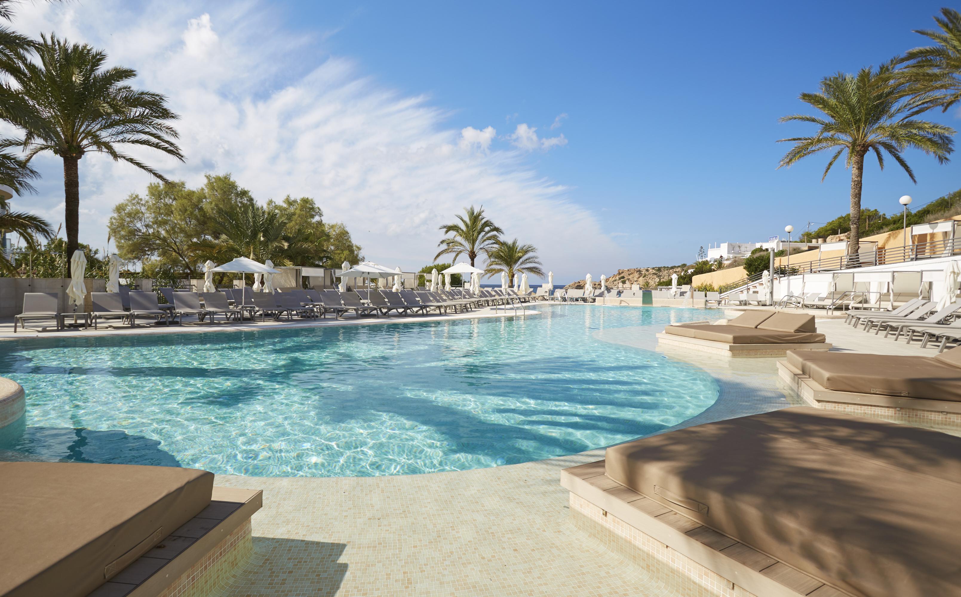 Insotel Tarida Beach Resort & Spa Cala Tarida  Exterior foto